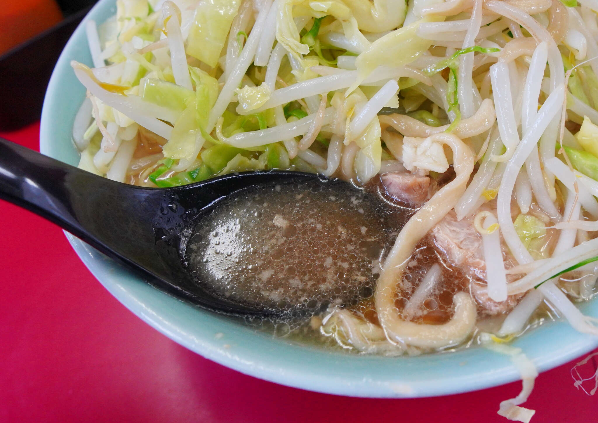 ラーメン二郎 中山駅前店 - 鮮度がかなり良好でしなることを知らない