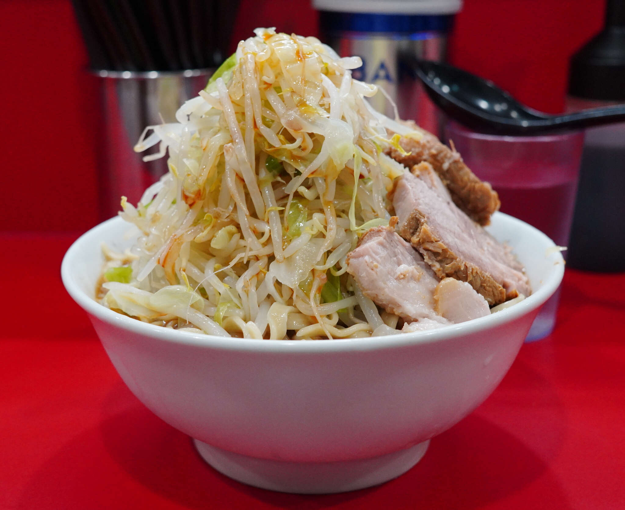 ラーメン二郎 生田駅前店 - 隅田川花火大会の影響か？外待ち無しの神