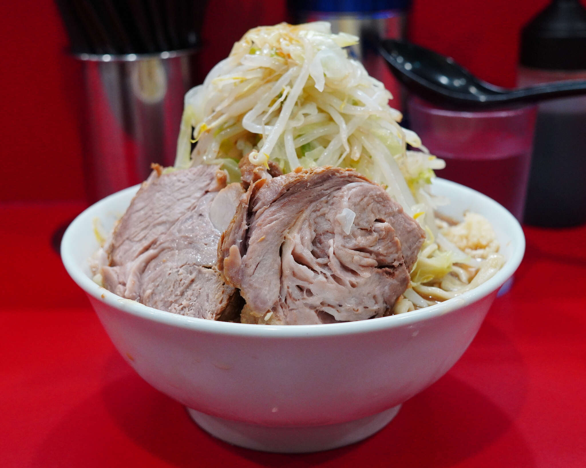 ラーメン二郎 生田駅前店 - 隅田川花火大会の影響か？外待ち無しの神