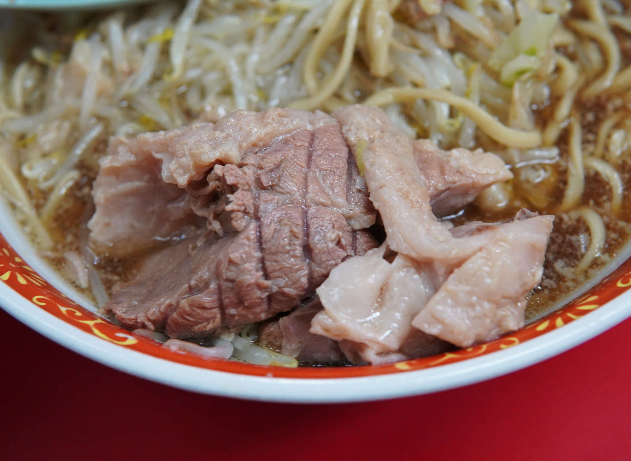 ラーメン二郎 上野毛店 - なんとなく顔見知った最後の2人ロットは