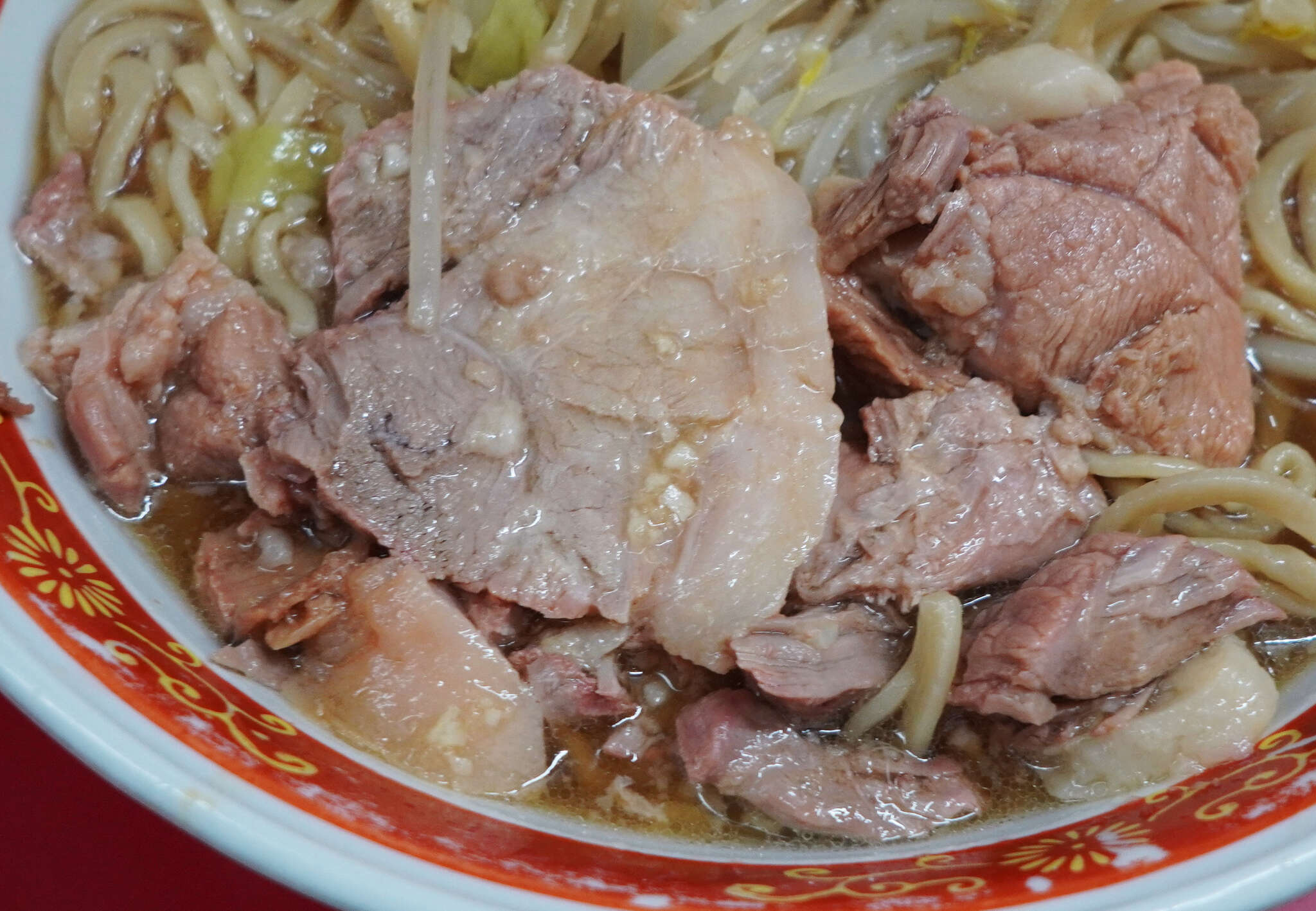 ラーメン二郎 上野毛店 - もの凄い糖度のフルーツモヤシ。月曜らしく