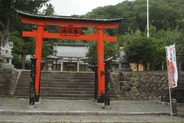 五葉山日枝神社「鳥居」