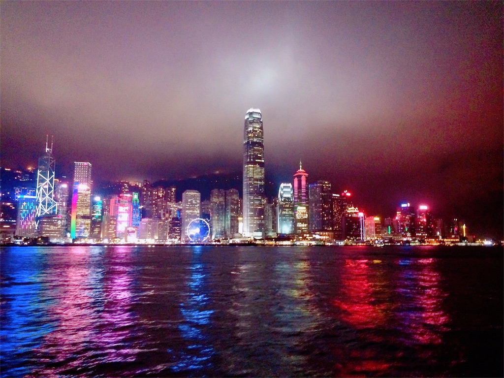 香港 100万ドルの夜景を船上から観るロマン クルーズ大好き Olゆきの有給旅 香港 100万ドルの夜景を船上から観るロマン クルーズ大好き Olゆきの有給旅