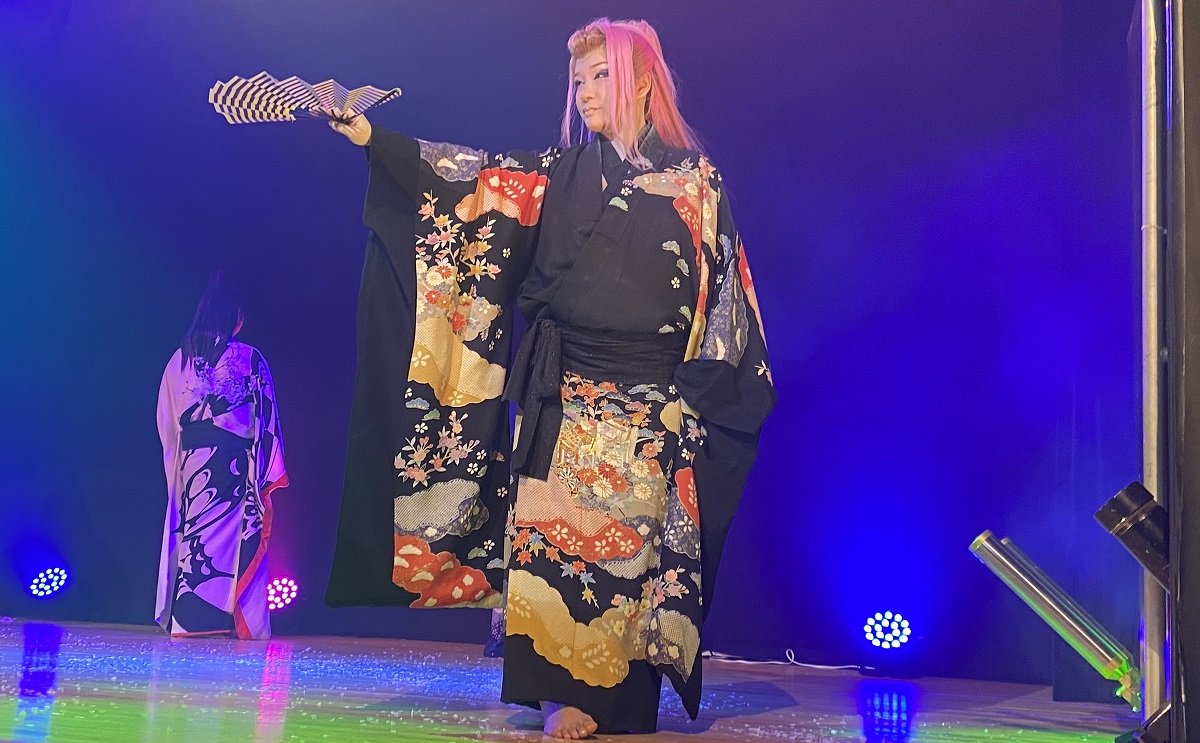 45回めの観劇 三吉演芸場 宝海劇団 『葛の葉』 ラストショー『藤娘