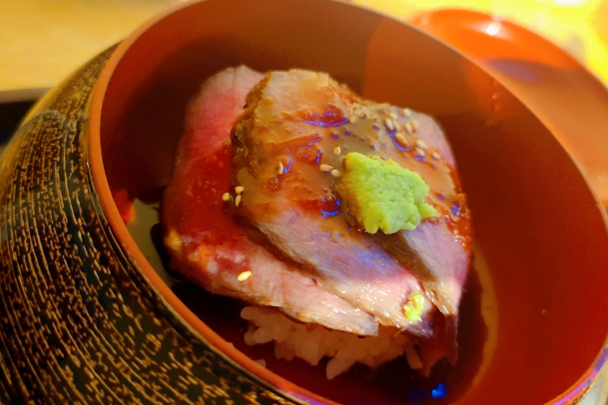 ローストビーフ丼