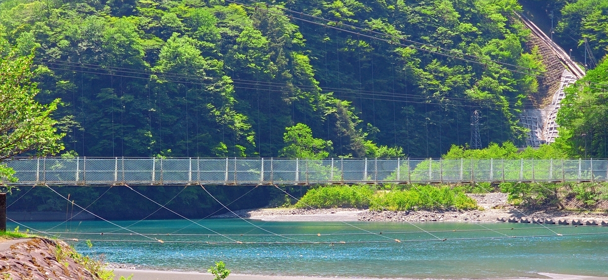 塩見橋に近づく