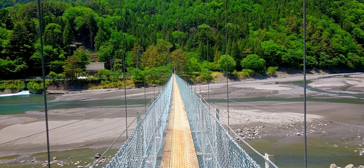 塩見橋の全景