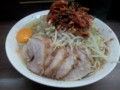 [ラーメン二郎]ラーメン二郎横浜関内店にて。大ぶた+ニラキムチ+生玉子。(20110816)