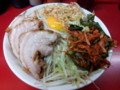 [ラーメン二郎]ラーメン二郎湘南藤沢店にて。大豚入り+汁なし+ニラキムチ。(20110827)