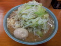 [ラーメン二郎]ラーメン二郎新橋店にて。大ラーメン+味玉子。(20111123)