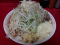 [ラーメン二郎]ラーメン二郎湘南藤沢店にて。大ラーメン(うで肉)+粉チーズ。(20111124)