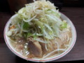 [ラーメン二郎]ラーメン二郎横浜関内店にて。小ぶたダブル+生卵。(20120106)