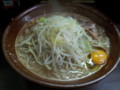 [ラーメン二郎]ラーメン二郎横浜関内店にて。大ラーメン+生玉子。(20120512)