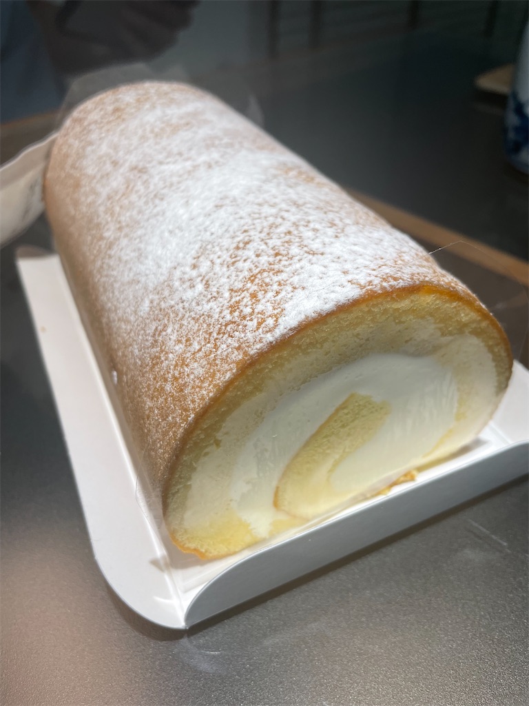 治一郎のロールケーキ M Valley Outgoing