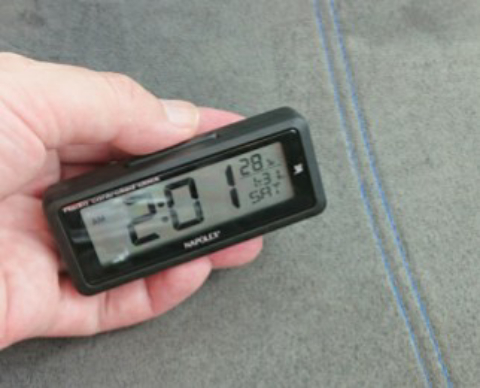 車用電波時計を購入しました 追記 小型時計も追加しました おすすめ 簡単 カスタム カー用品 ネット通販 Sx4のブログ
