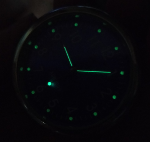 車用電波時計を購入しました 追記 小型時計も追加しました おすすめ 簡単 カスタム カー用品 ネット通販 Sx4のブログ
