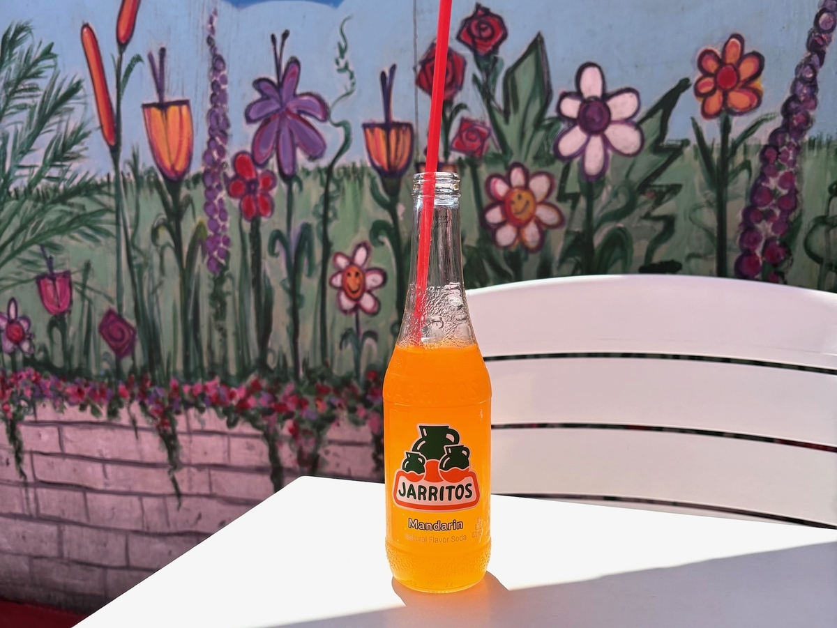 Pink’s ホットドッグ JARRITOS