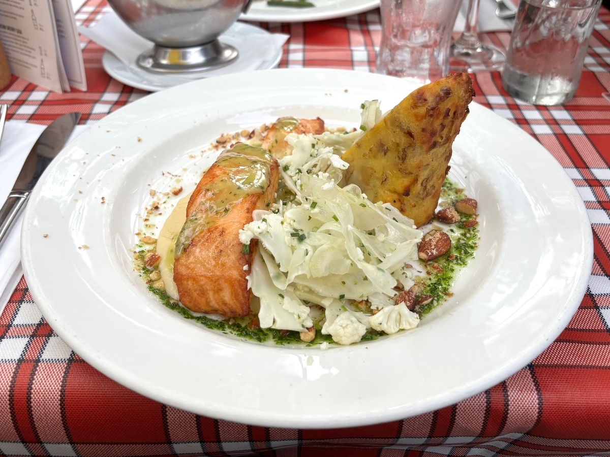 チボリ公園 デンマーク料理 Groften