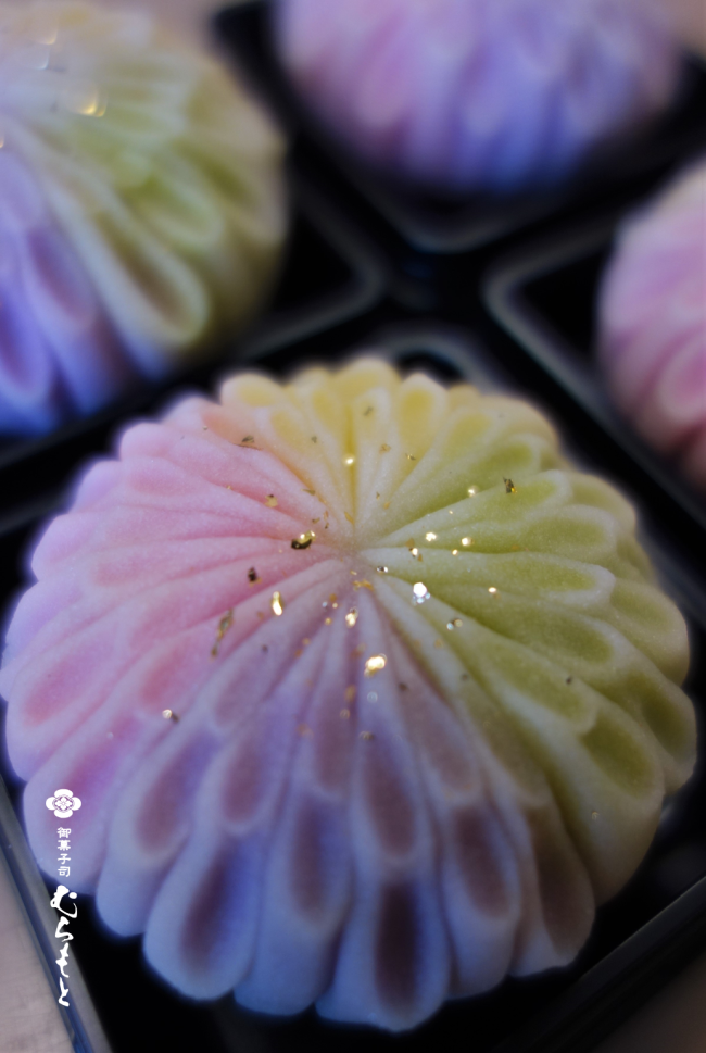 大輪の花火 御菓子司 むらもと
