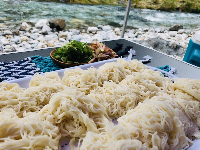 流しそうめん　準備　やり方