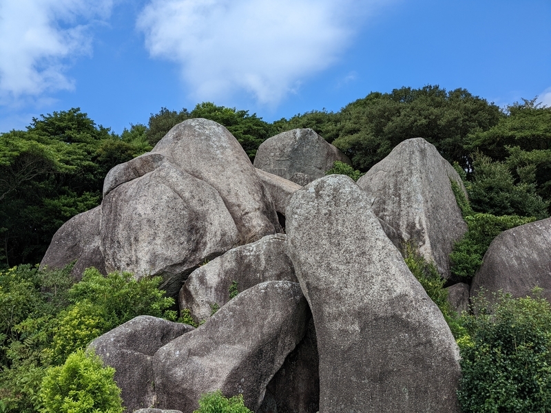 空山の額　〜貝殻で岩に立つ虎を表現している。値下げ交渉してください。 空山の額 〜貝殻で岩に立つ虎を表現している。値下げ交渉し