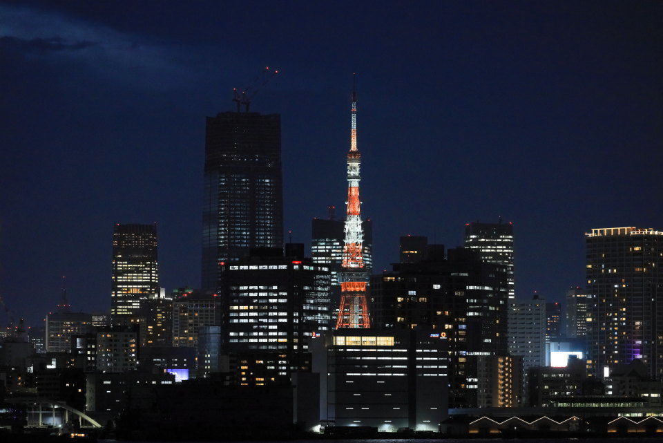 夕景・夜景撮影の教科書　レインボープロムナードよりの東京タワー