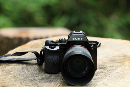 実感レビュー】SONY α7初代を中古で買って2年、SEL50F18Fと 実感レビュー】SONY α7初代を中古で買って2年、SEL50F18Fと