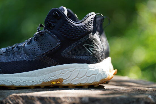 快適】ニューバランスのアウトドアシューズ『Fresh Foam X Hierro Mid ...