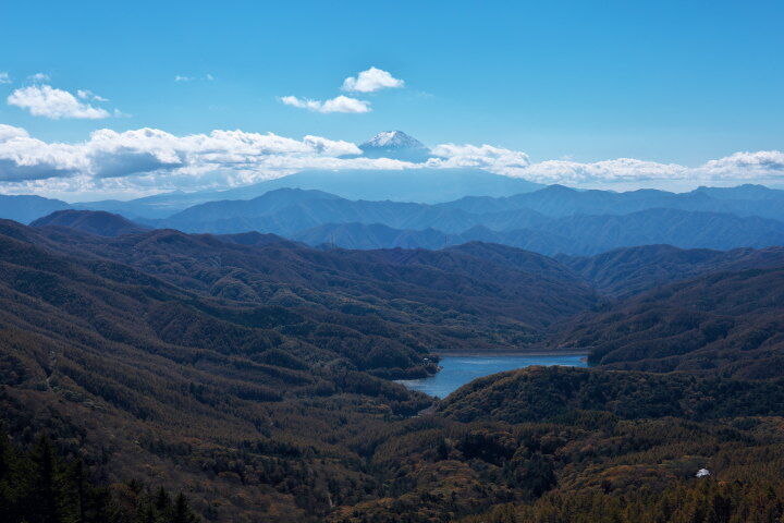 富士山と大菩薩湖