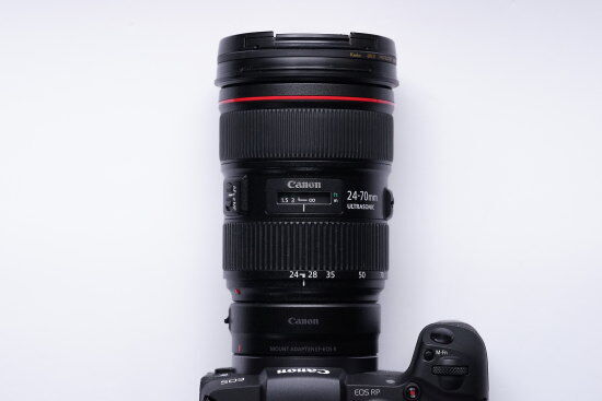 『CANON EF24-70mm F2.8L II USM』は、高価かつ重いレンズ