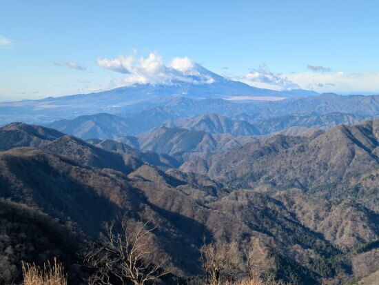 塔ノ岳山頂からの富士山