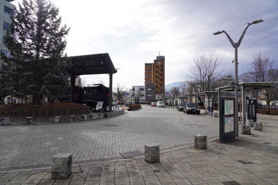 茅野駅東口ロータリー