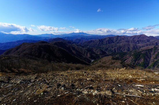山頂からの富士山（レンズ：FE16-35GMで撮影）