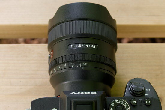 『SONY FE 14mm F1.8 GM』と14mmにしました