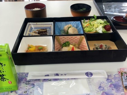 1-3-人間ドックのお昼に出た仕出し弁当