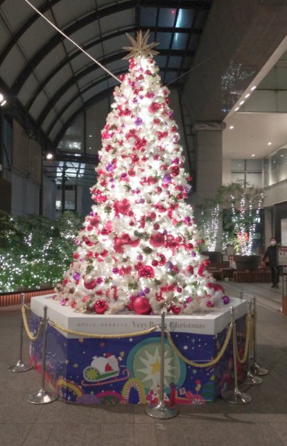 新宿クリスマスイルミネーション2022-03 タカシマヤタイムズスクエア01