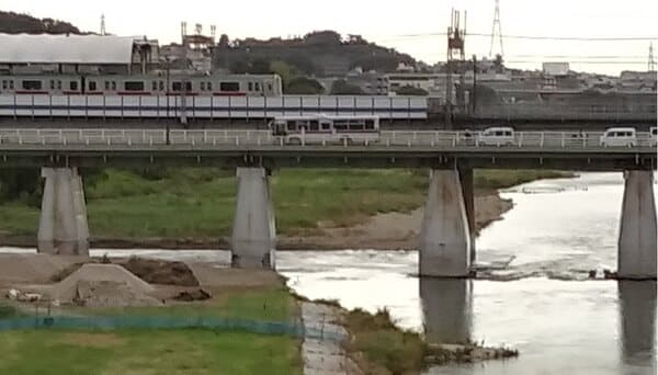 多摩川河川敷 兵庫島公園(1期OP2)A天体戦士サンレッド聖地写真