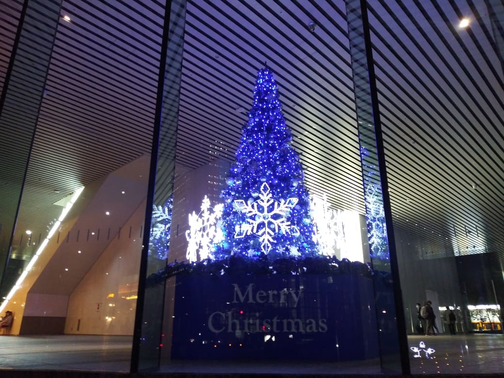 西新宿1_新宿ファーストウエスト　クリスマスツリー