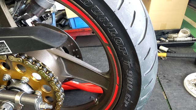TT900GP タイヤ交換 - 2スト忍者-NINJA150RRの日記