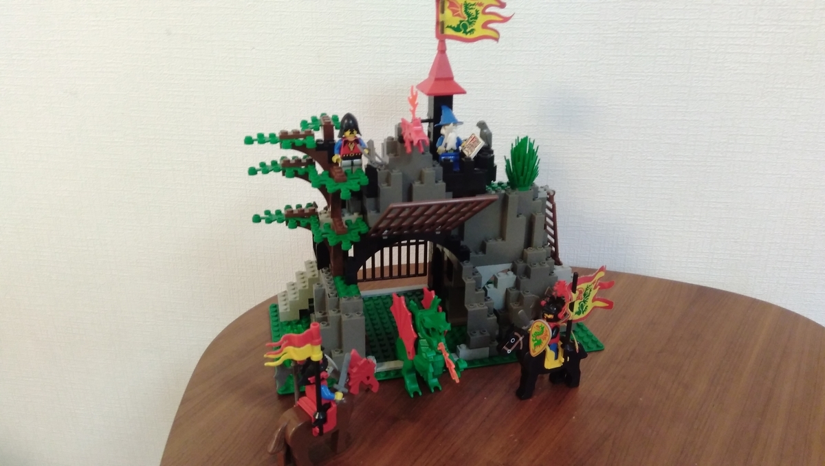 レゴ お城シリーズ マジックドラゴンマウンテン 6076 - LEGO探偵団