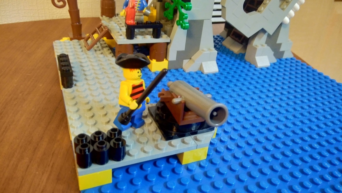 レゴ 南海の勇者シリーズ ガイコツ島 6279 - LEGO探偵団