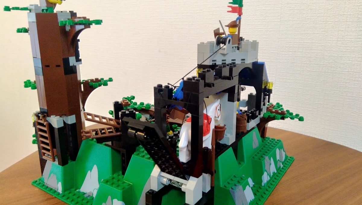 レゴ お城シリーズ エルクウッドの砦 6079 - LEGO探偵団