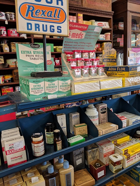 アンティークモール　買い付け日記　なっちゃんのにこにこブログ