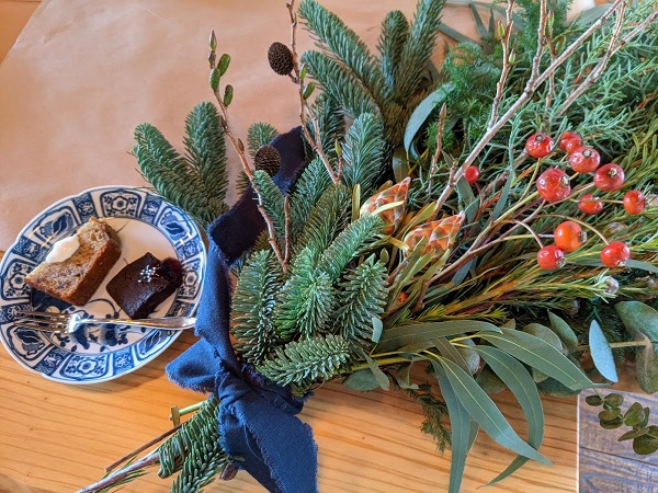 スワッグ作り　なっちゃんのにこにこブログ