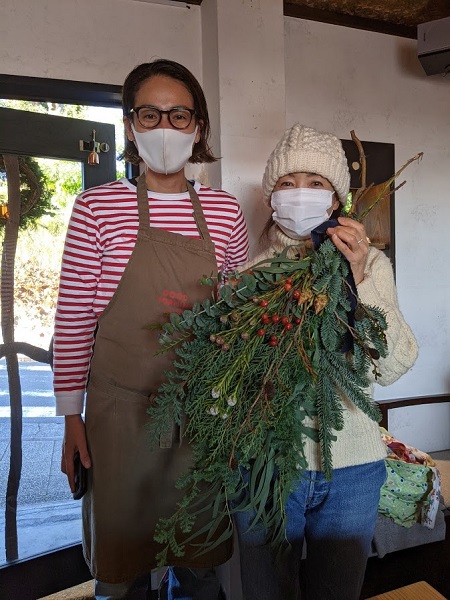 スワッグ作り　なっちゃんのにこにこブログ