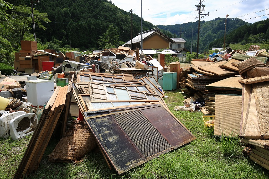 鳥屋市地区・不動堂前で