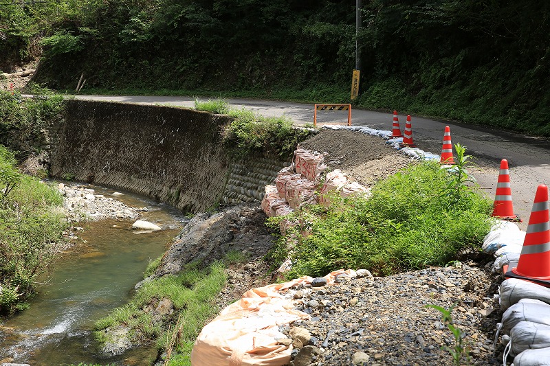 イベント近くには生々しい傷跡が残っていた=関市上之保・ネイチャーランドかみのほで