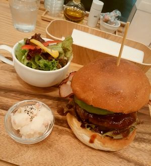 f:id:myukmyuk:20171103231437j:plain f:id:myukmyuk:20171103231437j:plain