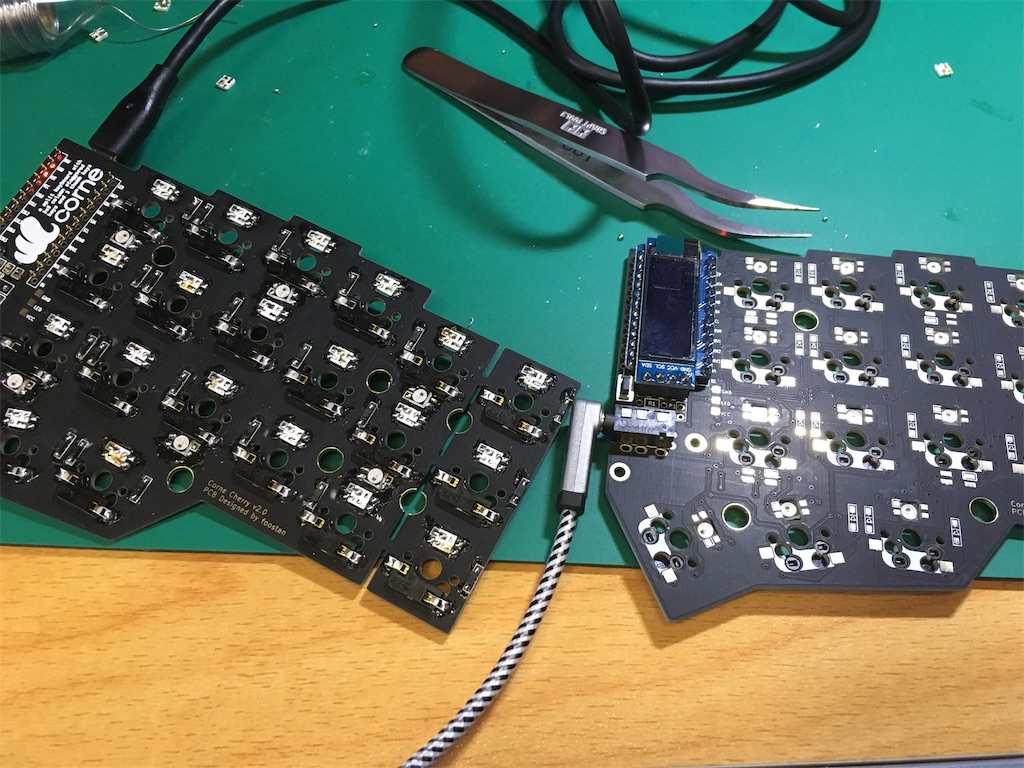 電子工作初心者が自作キーボードを作った - Corne Cherryビルドログ篇