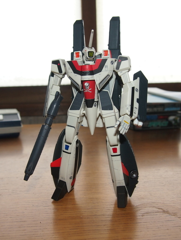 ハセガワ 1/72 スーパーバトロイド 一般機 ハセガワ 1/72 スーパーバトロイド 一般機 VF-1A スーパーバトロイド